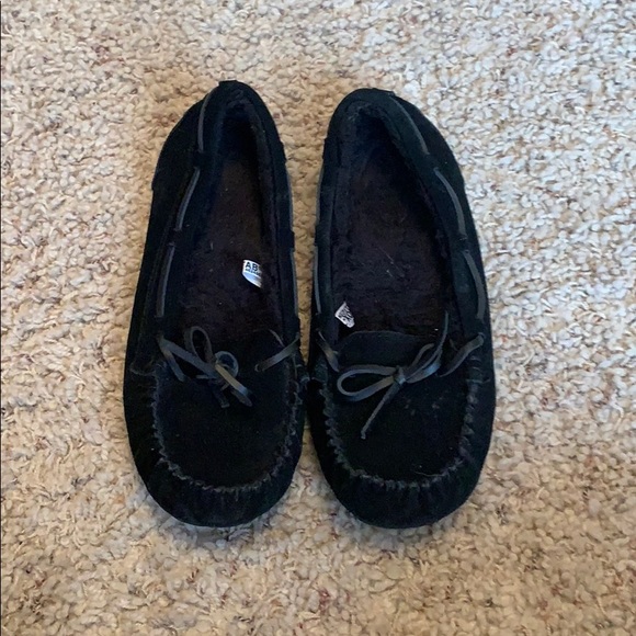 Shoes - moccasins